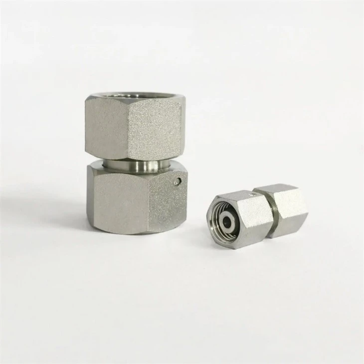 3C /3D METRIC FEMALE 24°L.T./H.T. ADAPTER